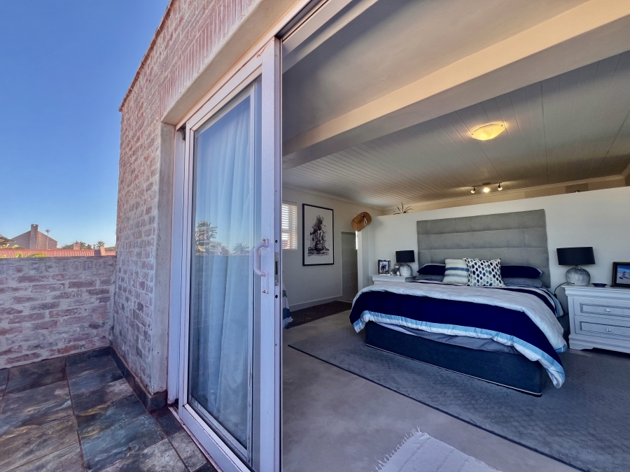3 Bedroom Property for Sale in Bluewater Bay Western Cape